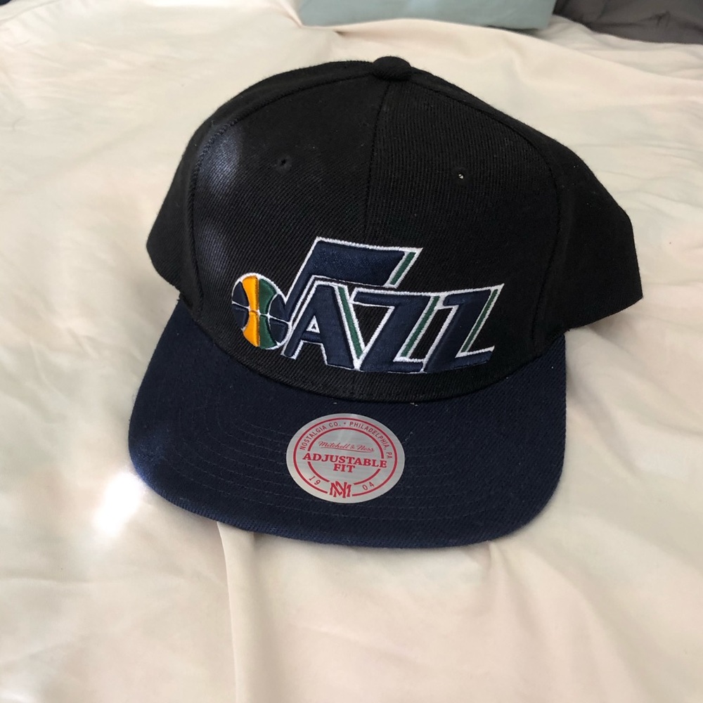 Brand new Mitchell and Ness Utah Jazz flat brim